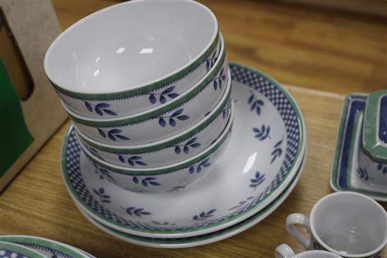 A Villeroy & Boch porcelain part service